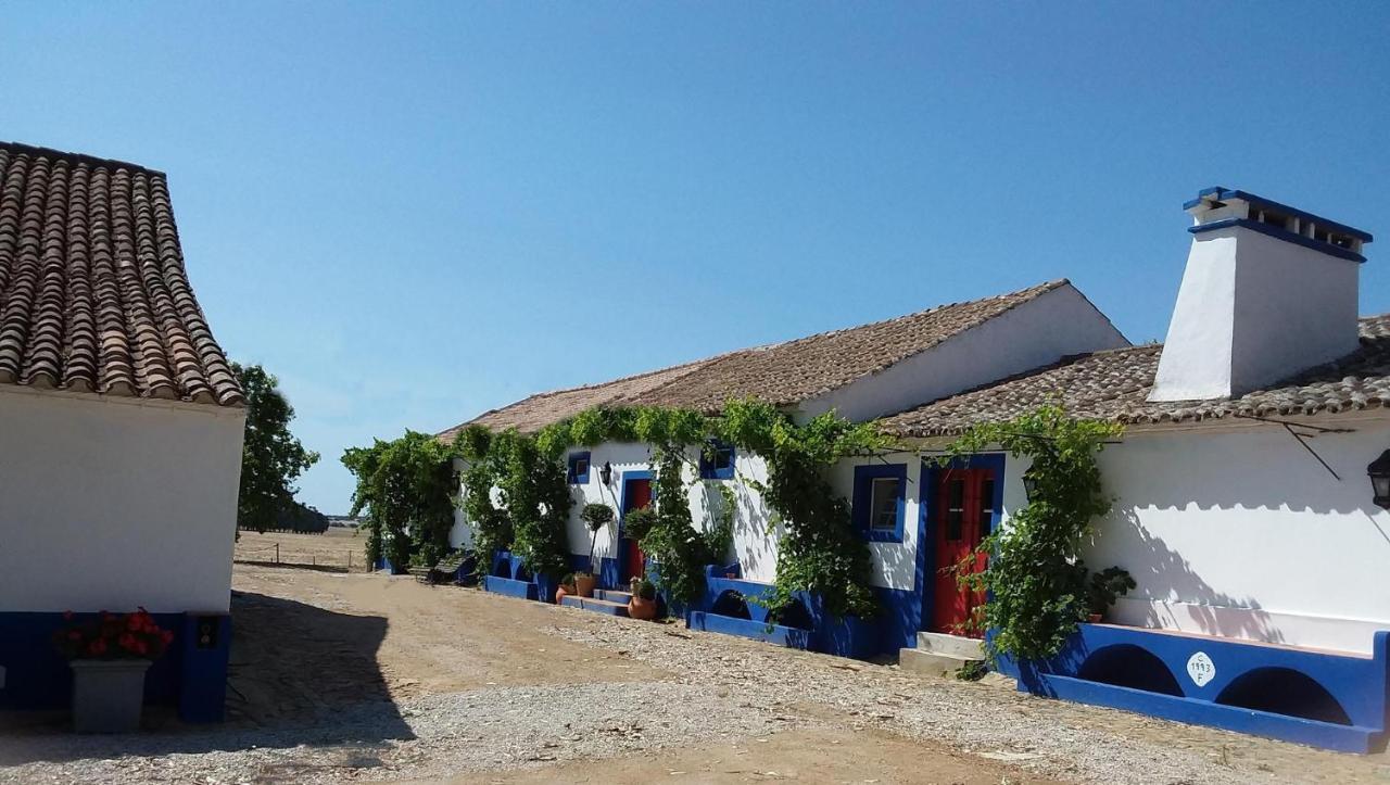 Lodge Monte Do Sobral Alcacovas Ngoại thất bức ảnh